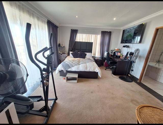 3 BEDROOM HOUSE FOR SALE IN ISLAND VIEW